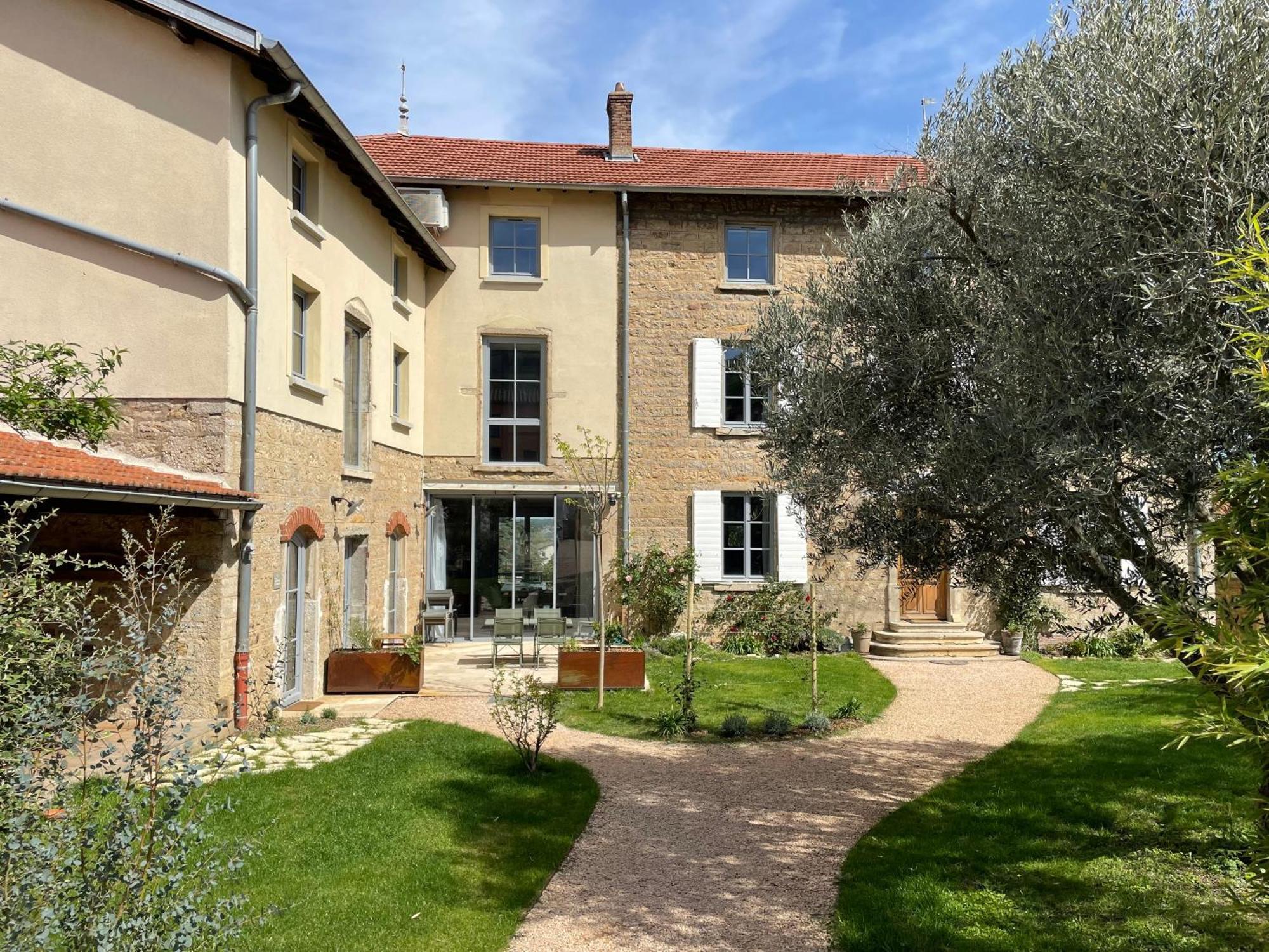 La Maison Des Monts D'Or Saint-Germain-au-Mont-d'Or Экстерьер фото
